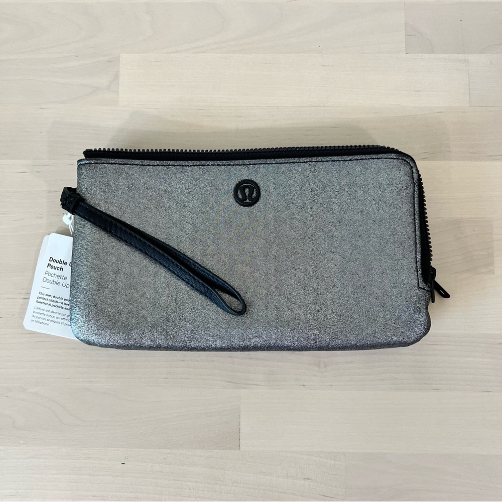 Lululemon Double Up Pouch Reflective - used once.